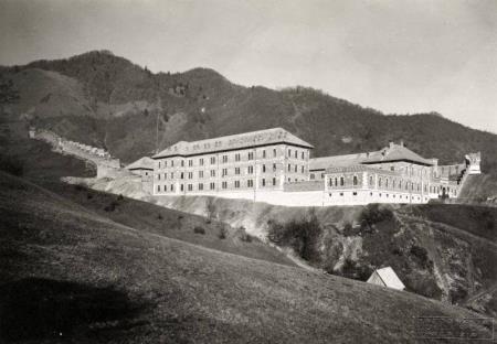Kompleks nekdanje italijanske vojašnice_Foto FB Guardia alla Frontiera